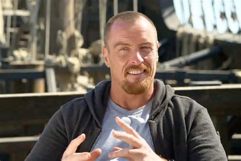 black sails captain flint gay